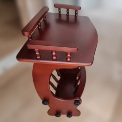 Oval wooden serving table 936