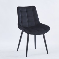 Стул черного цвета из бархатной ткани